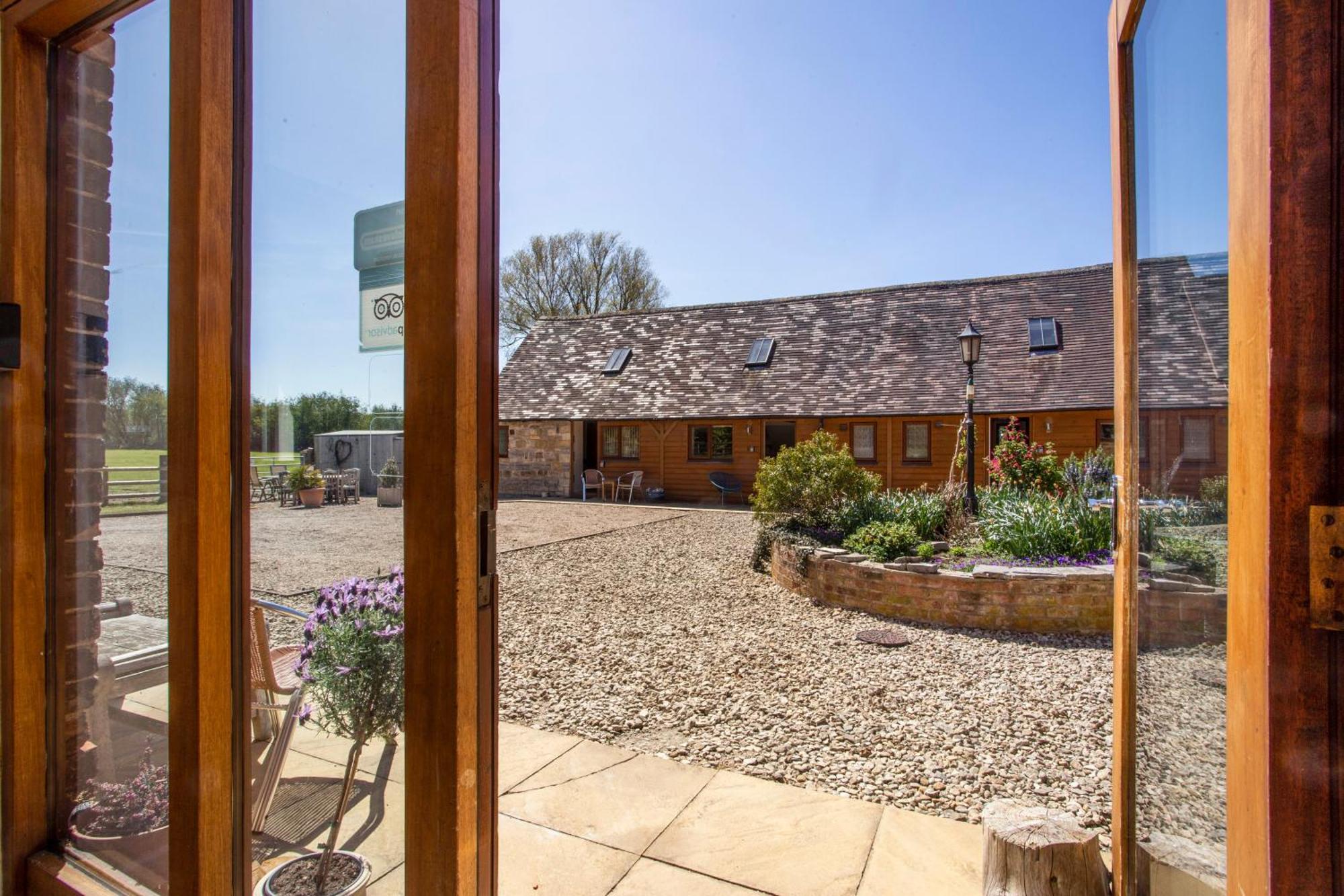 Bridge Farm Holiday Cottages Honeybourne Habitación foto